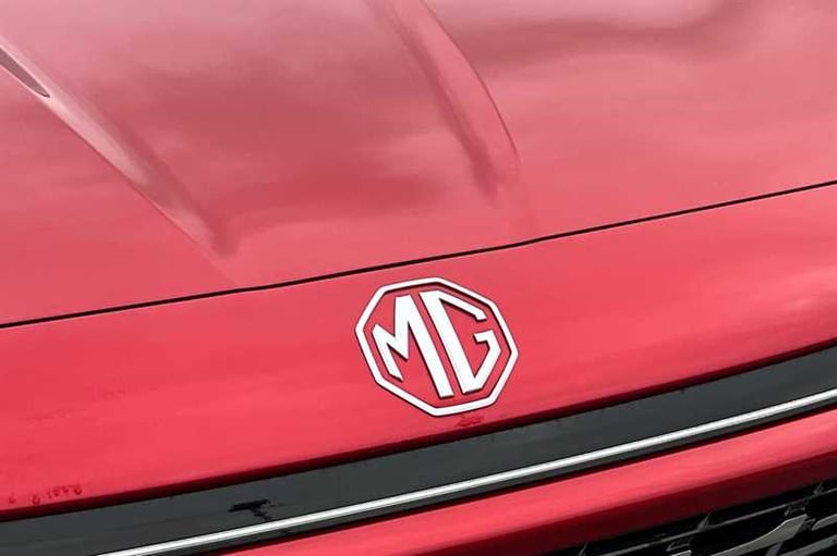 2025 MG MG HS 1.5 T-GDI Trophy 5dr ESTATE PETROL Manual