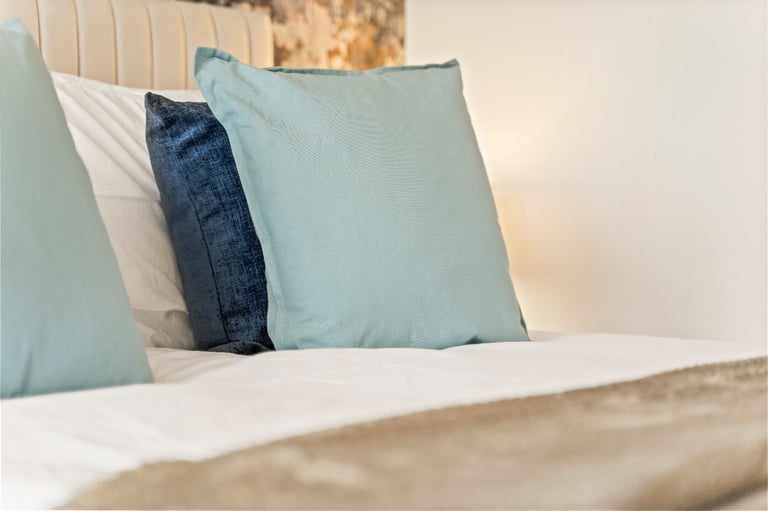 Furnished 6 BR - Parking, Monthly Stays