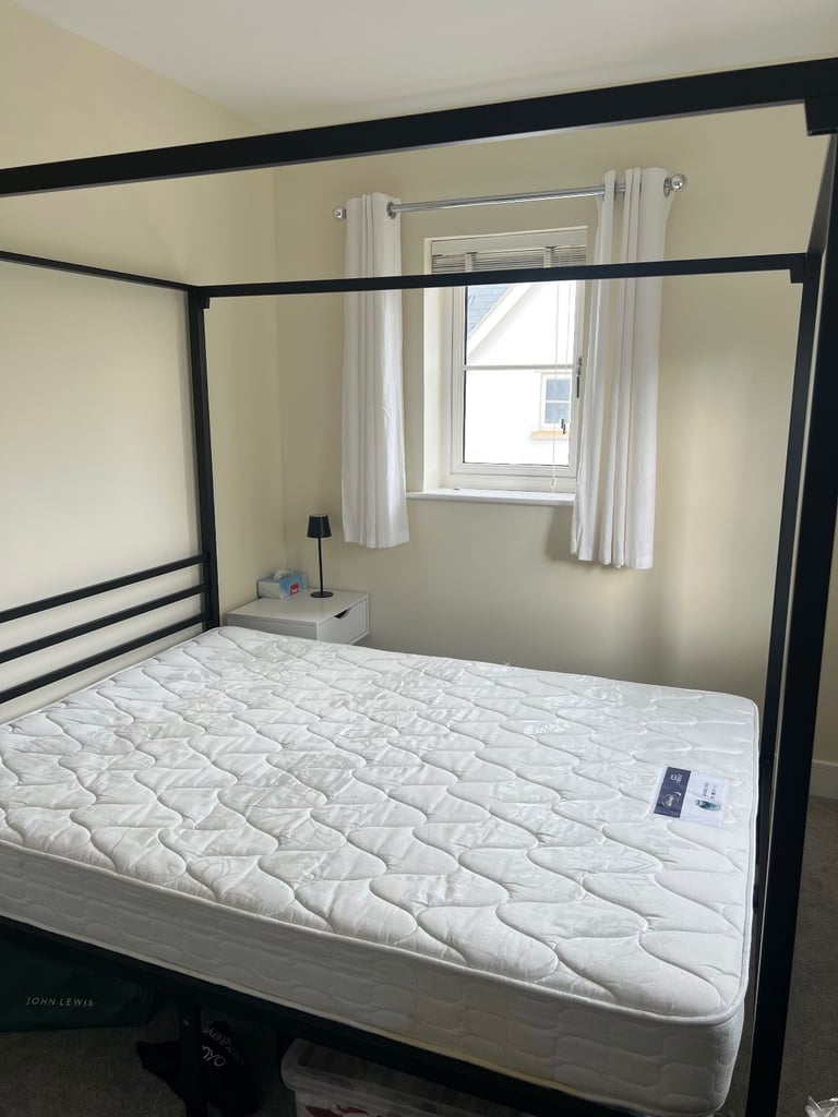 King size Toulouse metal canopy bed frame