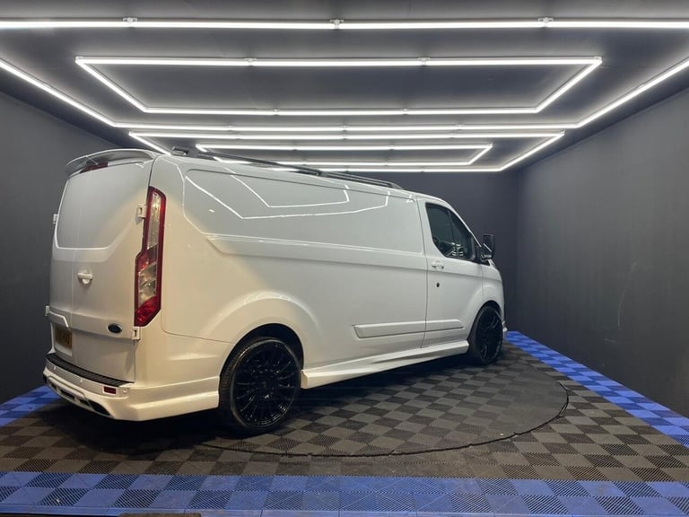 2015 Ford Transit Custom 2.2 TDCi 125ps Low Roof Trend Van PANEL VAN DIESEL Manual