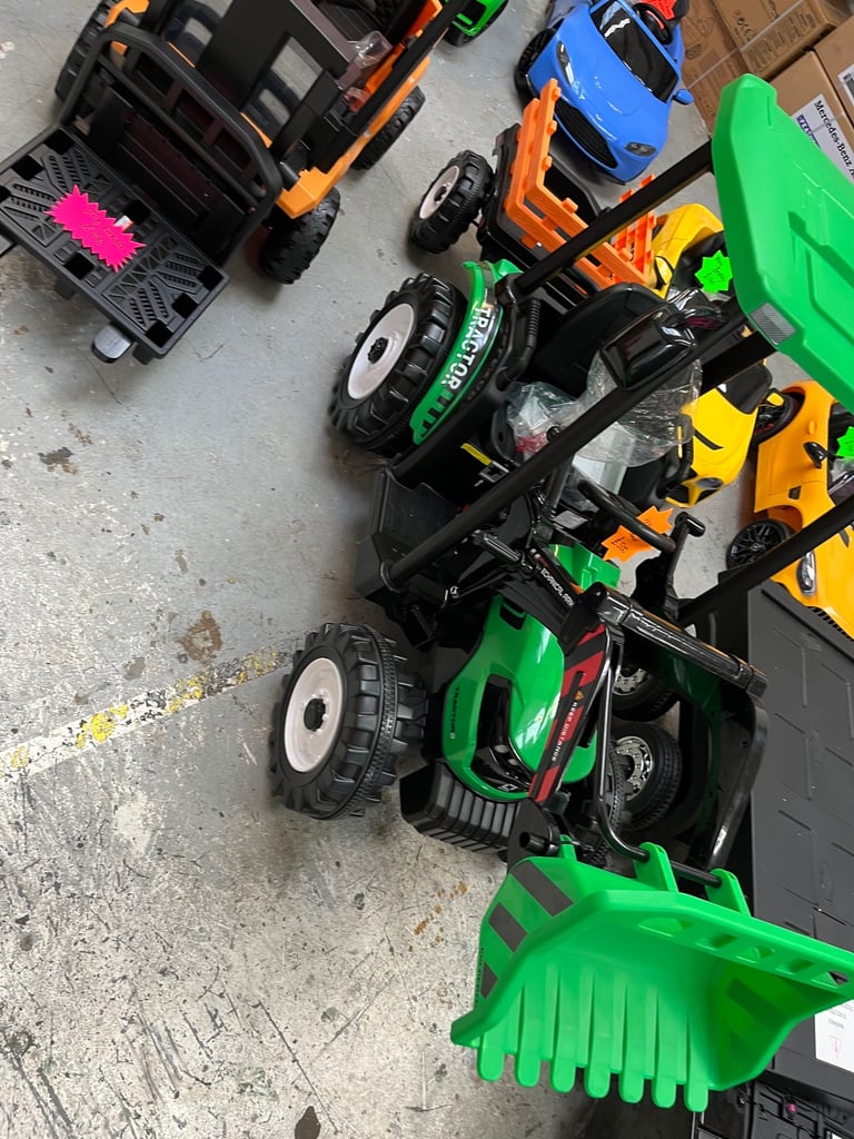 KIDS RIDE ON ELCTRIC CARS 