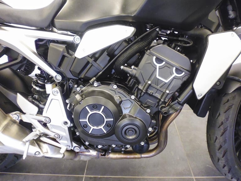 2021 HONDA CB1000R