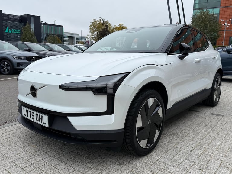 2025 Volvo EX30 Single Motor Extended Range 69kWh Plus SUV 5dr Electric Auto (272 ps) ESTATE Elec...