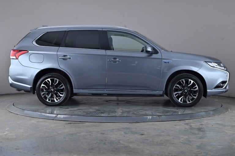 Mitsubishi Outlander PHEV 2.0h 12kwh Gx4hs Suv 5dr Petrol Plug In Hybrid CVT