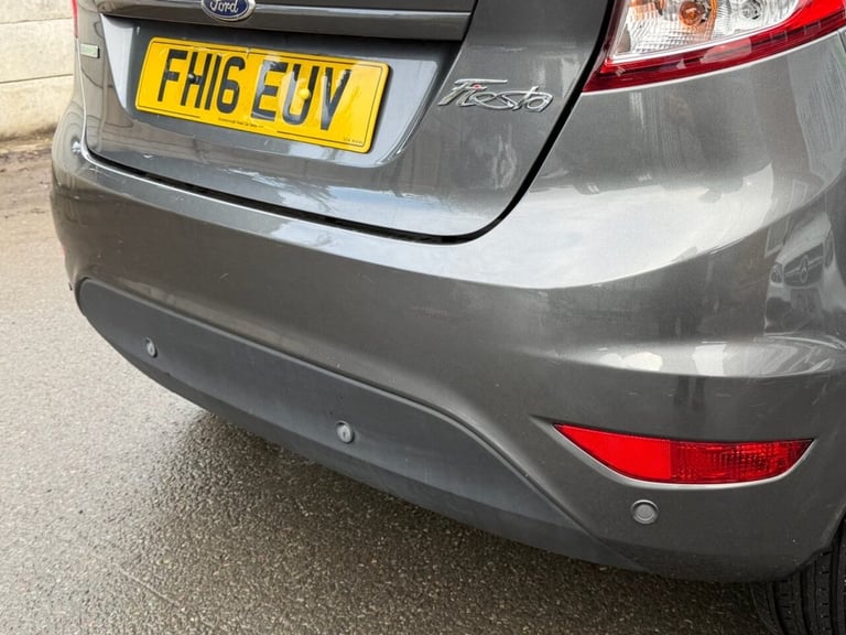 2016 Ford Fiesta 1.0T EcoBoost Zetec Hatchback 5dr Petrol Powershift Euro 6 (100 ps) Hatchback Pe...