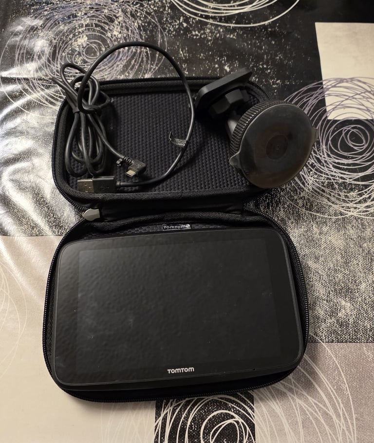 TomTom Car Sat Nav GO Discover 7" 32 GB model 4yb70 4yb7 001.00