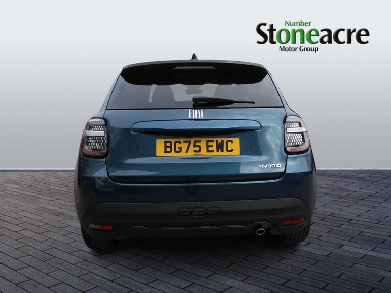  Fiat 600 600 La Prima 1.2 100hp Hybrid Edct-6 Petrol/Electric Hybrid Automatic