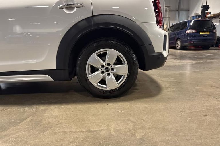 2023 MINI Countryman 1.5 Cooper Classic SUV 5dr Petrol Steptronic Euro 6 (s/s) (136 ps) Automati ...