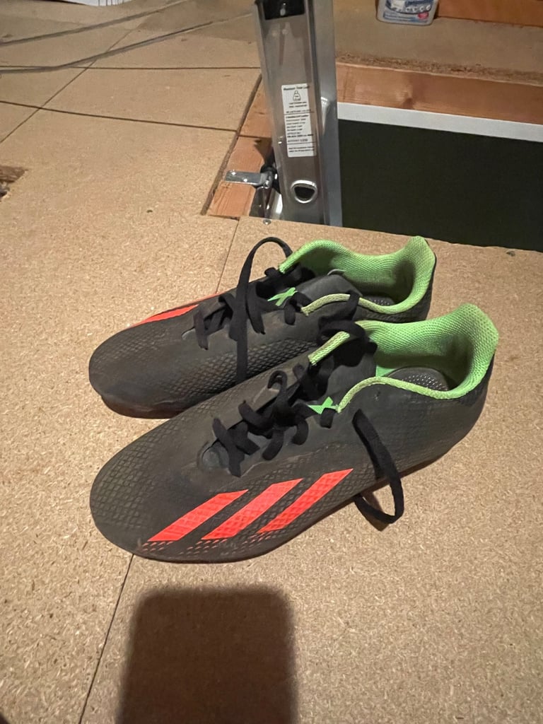 Adidas football boots size 5.5