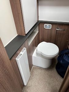 Baileys Valencia Caravan series 4 - 2018 with motor mover