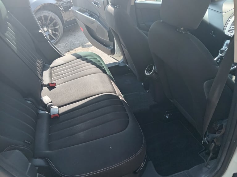 Chrysler, DELTA, Hatchback, 2012, Manual, 1368 (cc), 5 doors