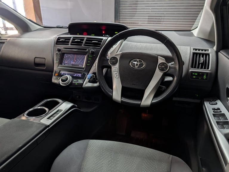 2012 Toyota Prius+ 1.8 VVT-h T4 MPV 5dr Petrol Hybrid CVT Euro 5 (s/s) (136 ps) MPV Petrol/Electr...
