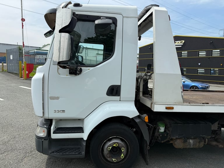 2010 Renault MIDLUM (45) NA Diesel Manual