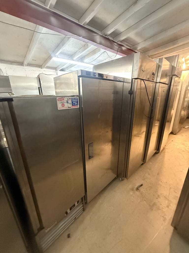 Commercial fridge freezer cafe shop restaurant takeaway display fridge cake 