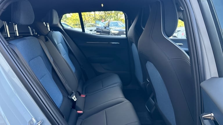 2025 Volvo EX30 Plus, Twin Motor Performance, Electric Estate Electric Automatic