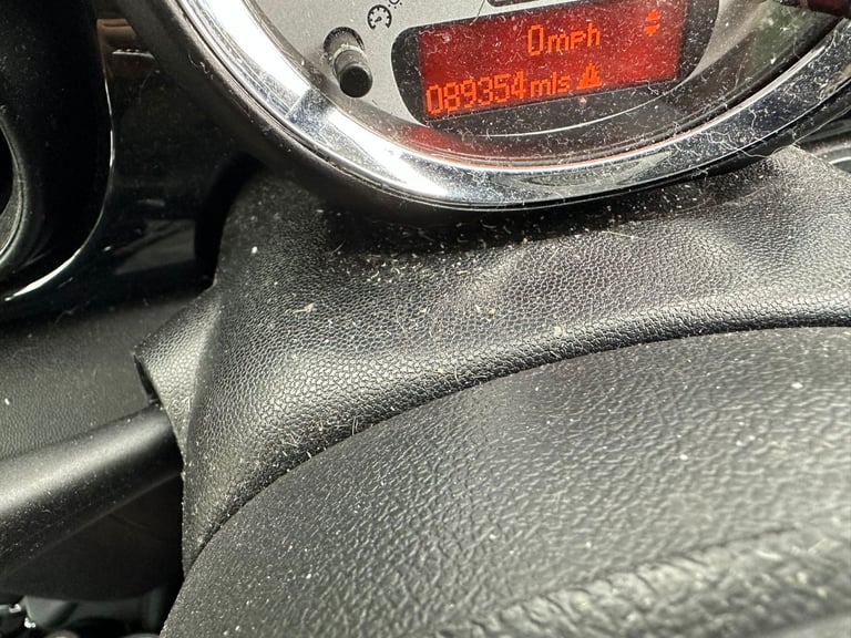Mini Cooper 1.6L Petrol!