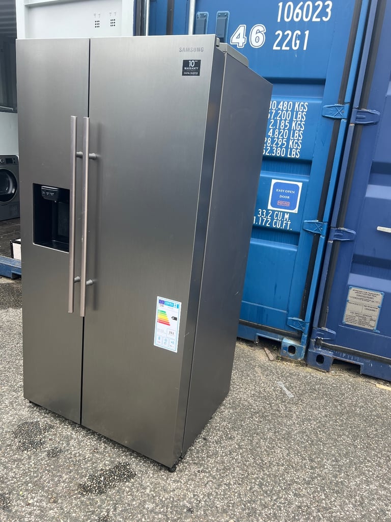 SAMSUNG AMERICAN FRIDGE FREEZER FOR SALE