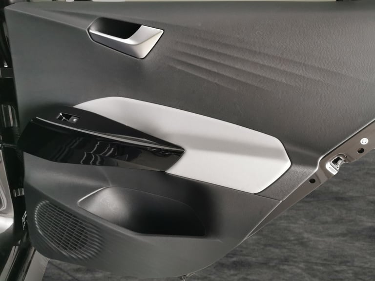 2022 Volkswagen ID.3 Pro Performance 58kWh Family Hatchback 5dr Electric Auto (204 ps) - LED - R ...