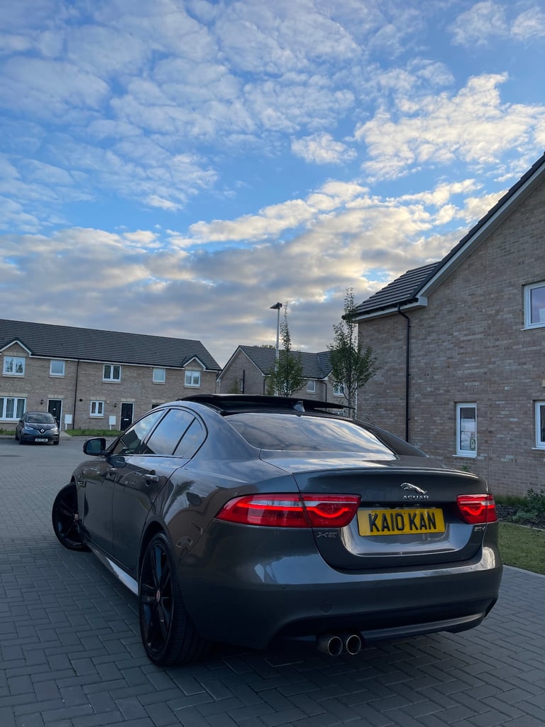 Jaguar, XE, Saloon, 2016, Manual, 1999 (cc), 4 doors