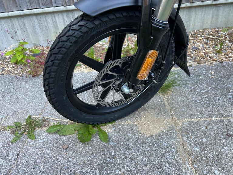 Minal M2 Black Folding Electric Bike E-Bike 250W Motor 48V 15AH Battery 34km/h New
