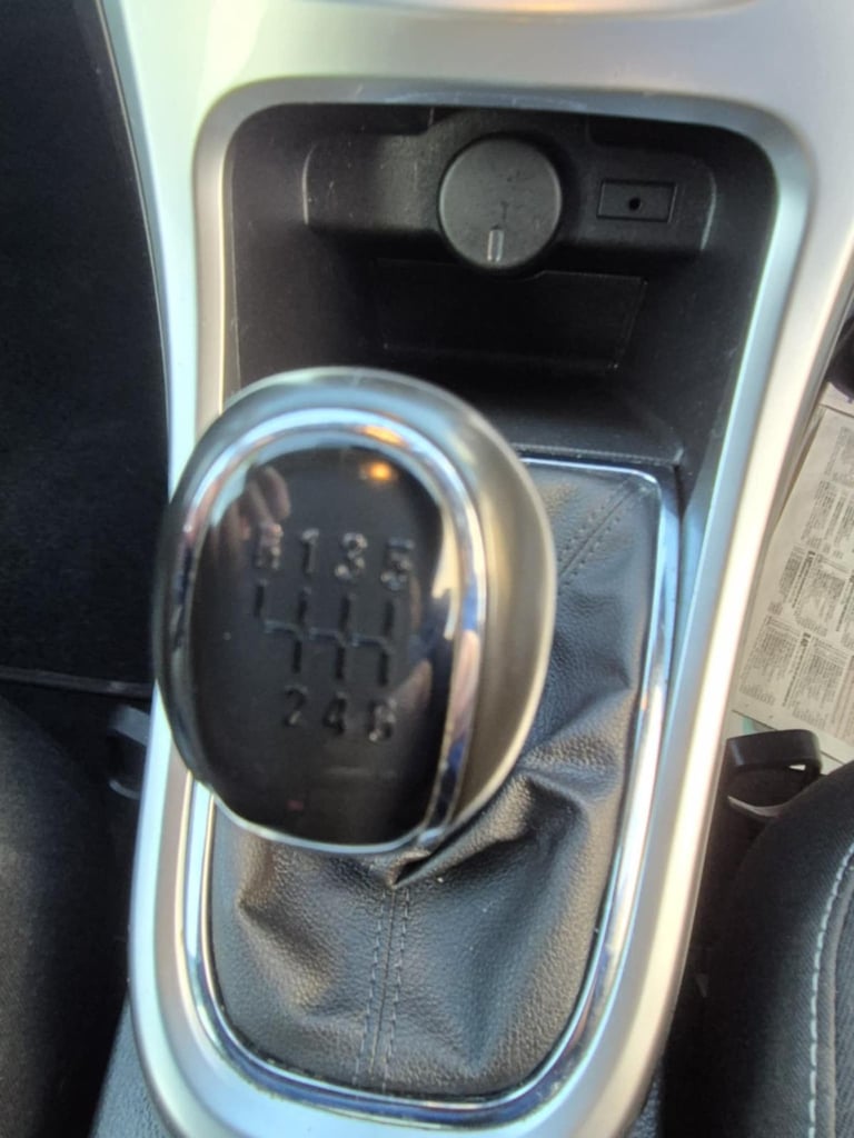 2014 vauxhall Astra SRi