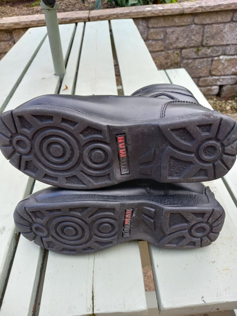 Akito ladies motorcycle boots size 3