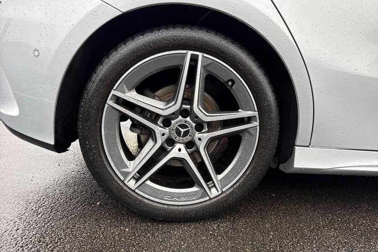 2019 Mercedes-Benz A-Class 1.3 A200 AMG Line (Premium) 7G-DCT Euro 6 (s/s) 5dr Hatchback PETROL A...