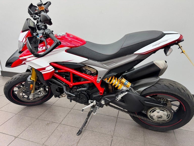 DUCATI HYPERMOTARD 939 SP RED 2016 16 REG, 10,111MILES USED MOTORCYCLE