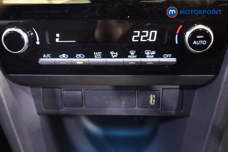 2022 Toyota Yaris Cross 1.5 Hybrid Design 5dr CVT Estate Hybrid Automatic