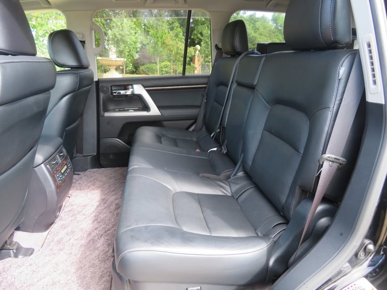 2014 Toyota Landcruiser Amazon ZX 4.6 V8 PETROL 8 SEATS TOP OF THE RANGE 4x4 Petrol Automatic