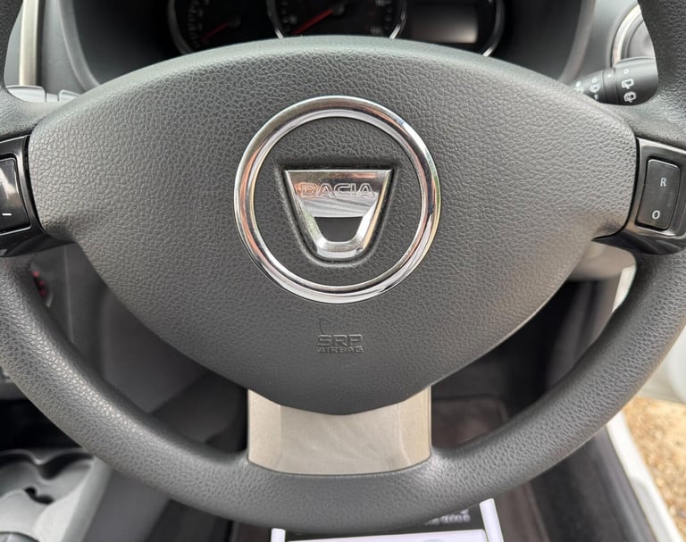 2015 Dacia Sandero 1.5 Dci Laureate Hatchback HATCHBACK Diesel Manual