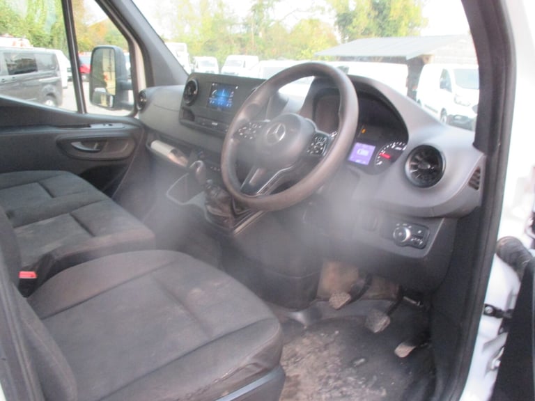 2021 Mercedes-Benz Sprinter CDI 3.5t Progressive SINGLE CAB TIPPER 3 SEATS. Tipper Diesel Manual