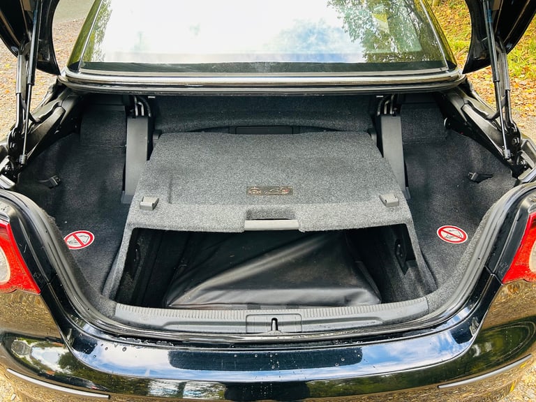 VW EOS AUTOMATIC CONVERTIBLE LOW MILEAGE £2650