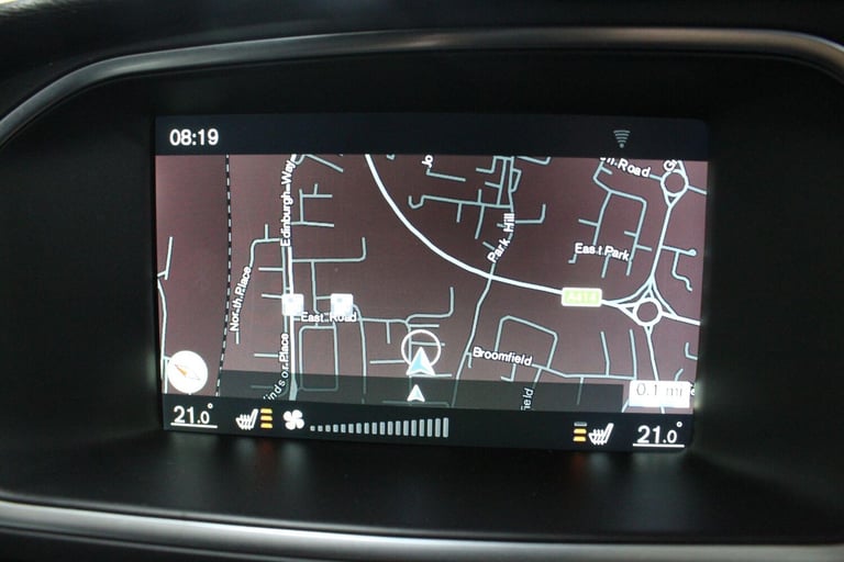 2016 Volvo V40 1.5 T2 R-Design Pro Auto Euro 6 (s/s) 5dr HATCHBACK Petrol Automatic