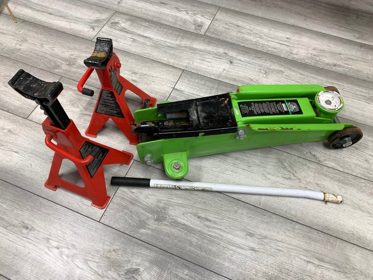 Trolley Jack and axle stands