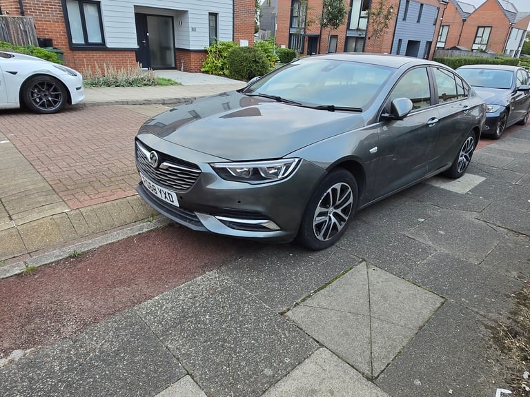 Vauxhall, INSIGNIA, Hatchback, 2018, Manual, 1598 (cc), 5 doors