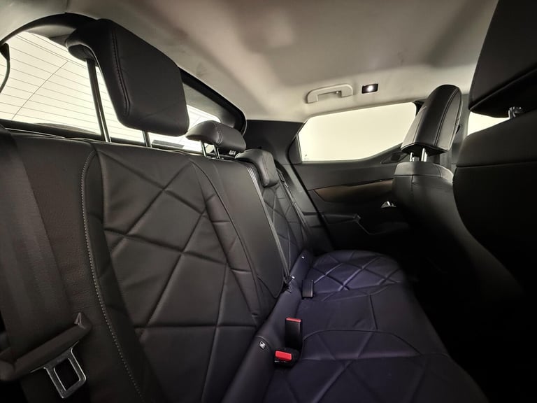 2019 DS Automobiles DS 3 1.2 PureTech 155 Prestige 5dr EAT8 MPV PETROL Automatic