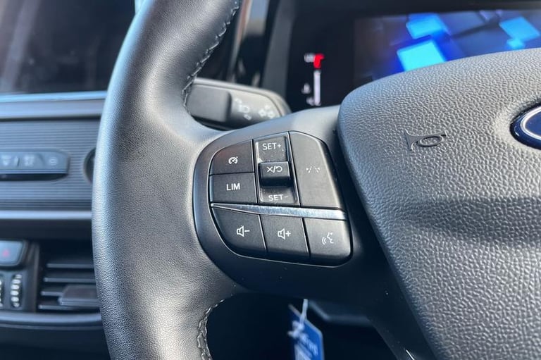 2024 Ford Transit Courier 1.5 EcoBlue Limited Van PANEL VAN DIESEL Manual