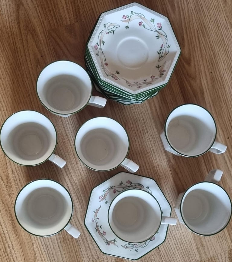 Cups 