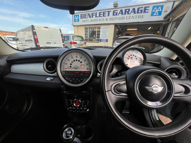 2012 MINI Hatch 1.6 One Euro 5 3dr HATCHBACK Petrol Manual