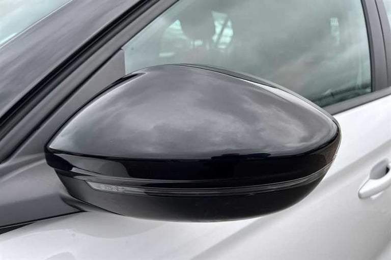 2025 Vauxhall Corsa 50kWh Yes Hatchback 5dr Electric Auto (136 ps) Hatchback Electric Automatic