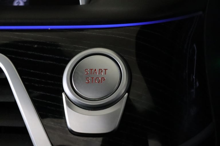 2022 BMW 7 Series 3.0 745Le 12kWh M Sport Auto xDrive Euro 6 (s/s) 4dr SALOON Petrol/Electric Hyb...