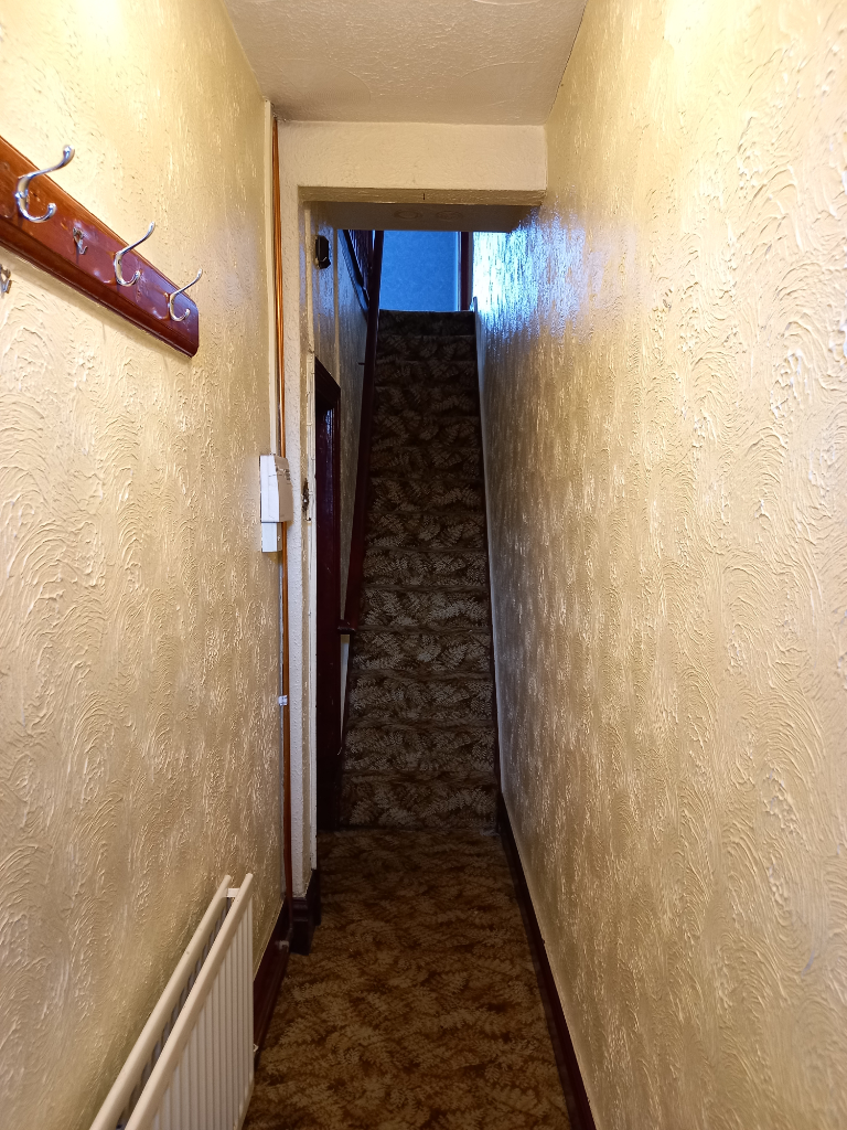 **LET BY** 3 BEDROOM MID TERRACE LEEK NEW ROAD** NO DEPOSIT**DSS