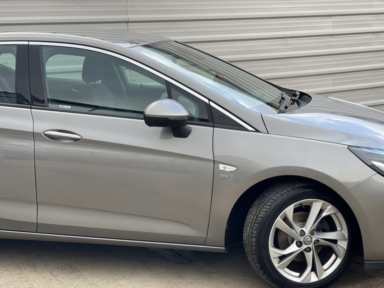 VAUXHALL ASTRA 1.4 i SRi 2017