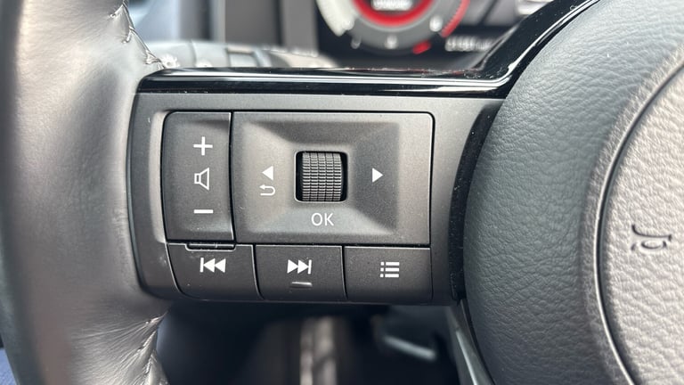 2022 Nissan Qashqai 1.3 DiG-T MH Tekna 5dr Petrol Hatchback Hatchback Petrol Manual