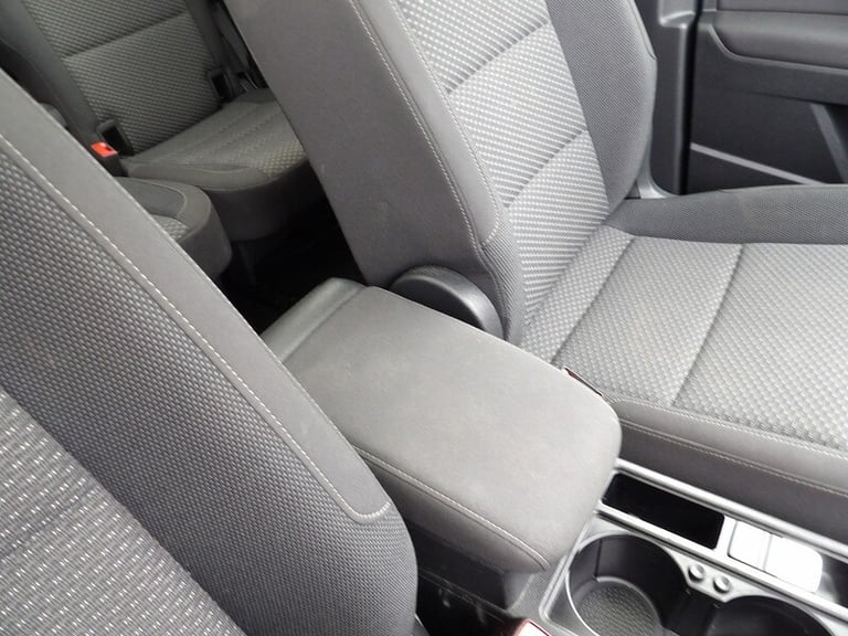 2018 Volkswagen Touran 2.0 TDI SE Family 5dr DSG MPV DIESEL Automatic