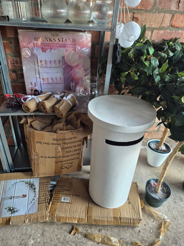 Wedding decorations/bride to be 