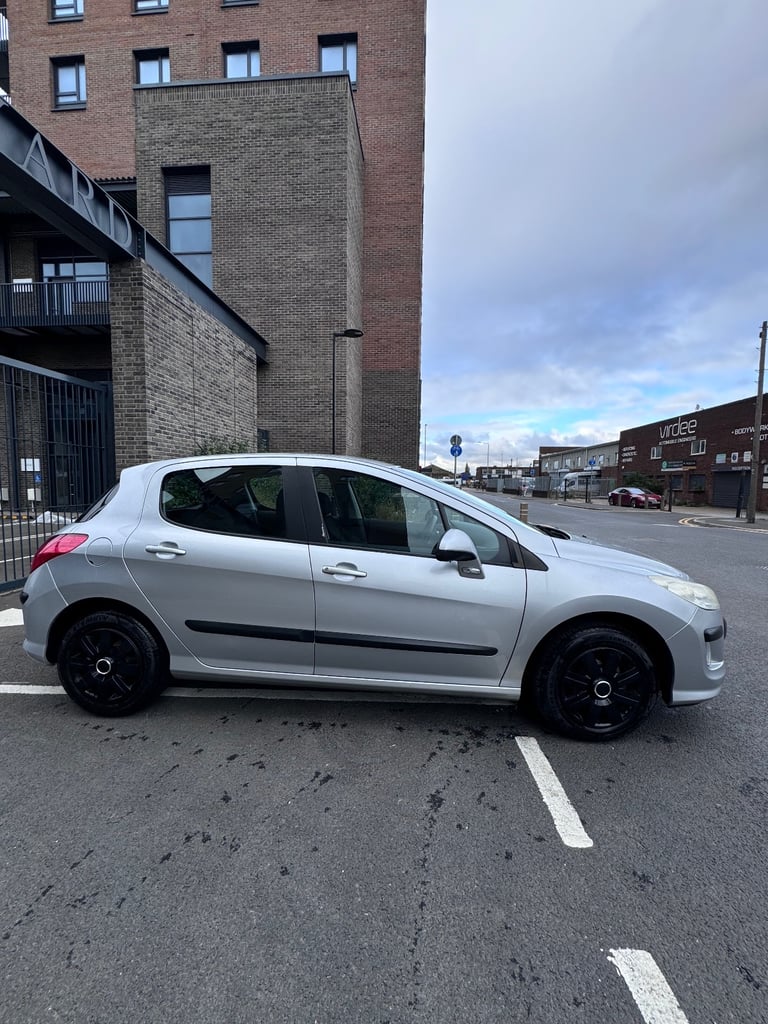 Peugeot, 308, Hatchback, 2009, Manual, 1360 (cc), 5 doors