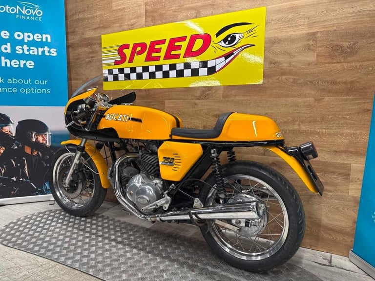 Ducati 750S