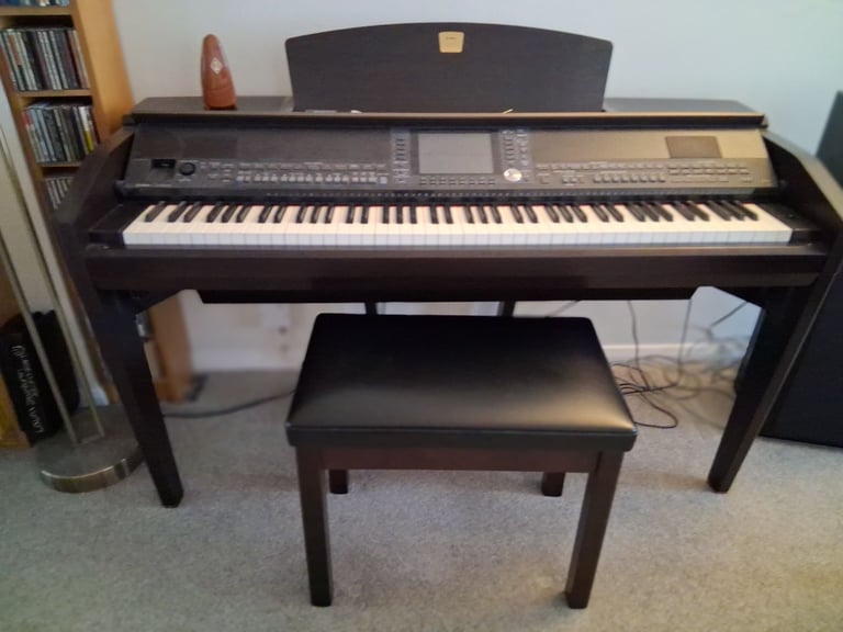 Yamaha Clavinova CVP 509- very good condition. pick up from WENDOVER.